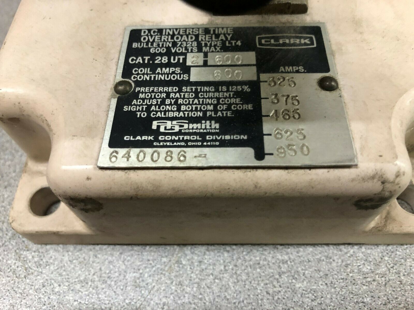 USED CLARK 600 AMP DC INVERSE TIME OVERLOAD RELAY 28 UT 2-600