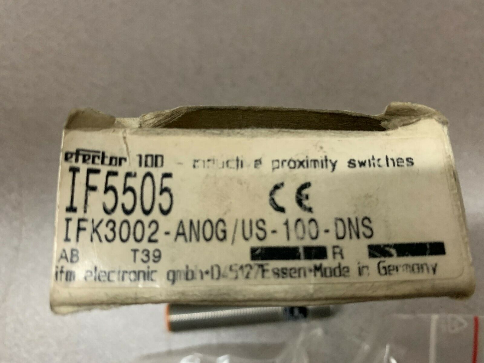 NEW IN BOX EFECTOR100 SWITCH IFK3002-AN0G/US-100-DNS