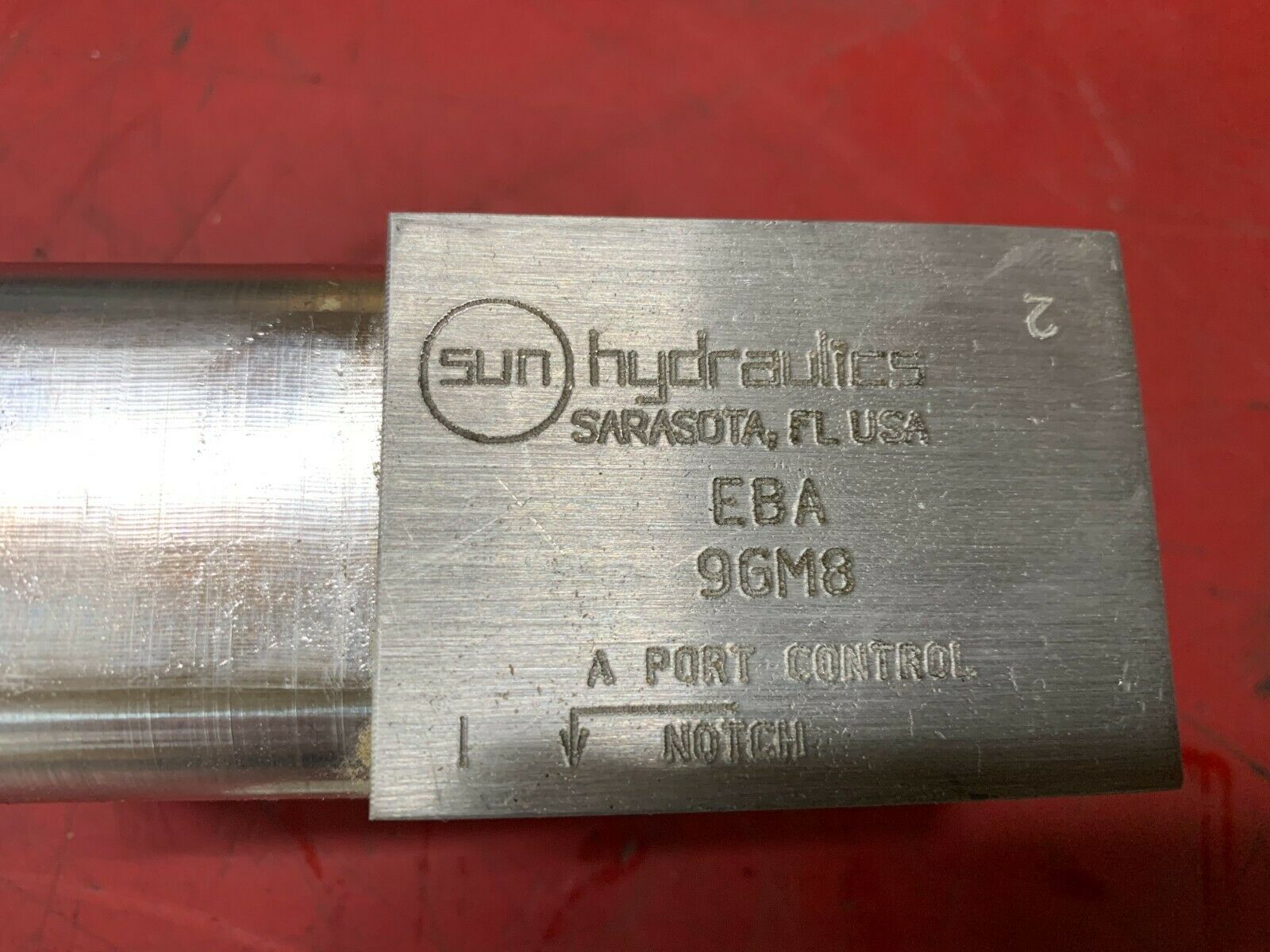 NEW NO BOX SUN HYDRAULICS EB8 9GM8 VALVE WITH CKCB XEN