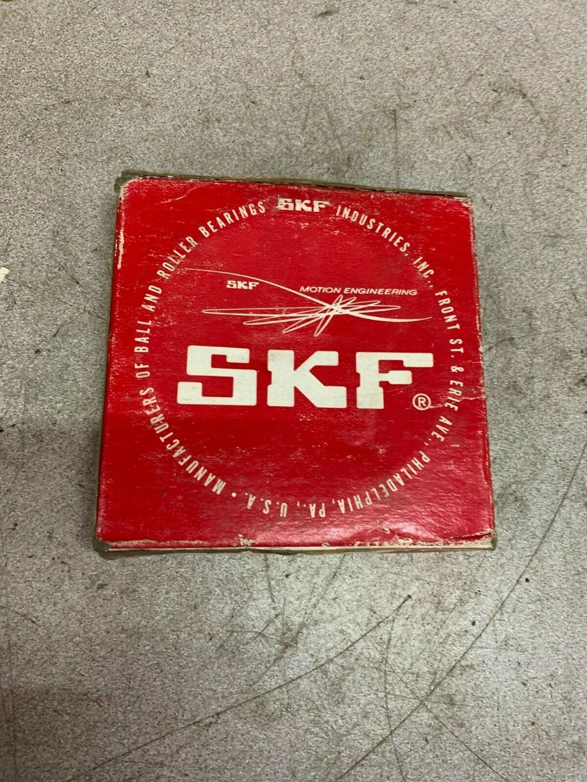 NEW IN BOX SKF BEARING RACE 33472