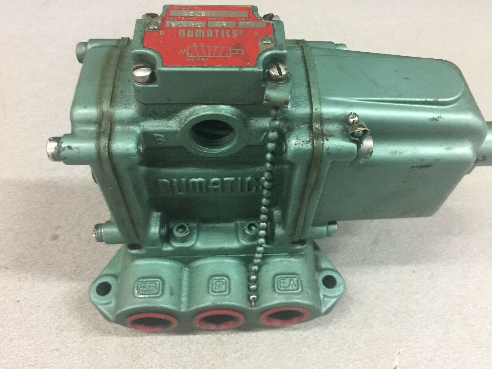 USED NUMATICS 120VAC COIL PNUMATIC SOLENOID VALVE 46JSA4