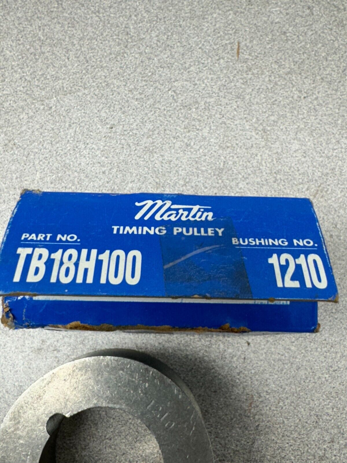 NEW IN BOX MARTIN TIMING PULLEY TB18H100 BUSHING NO 1210