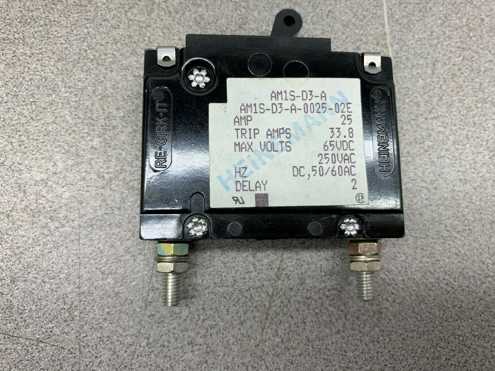 NEW NO BOX EATON CIRCUIT BREAKER AM1SD3A00353E