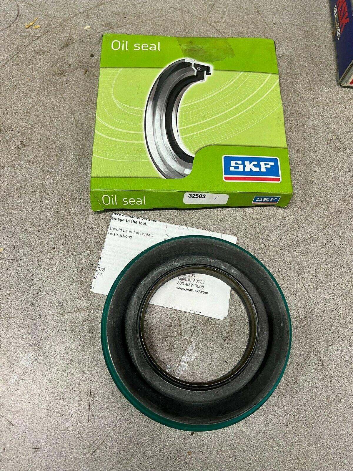 NEW IN BOX SKF OILSEAL 32503