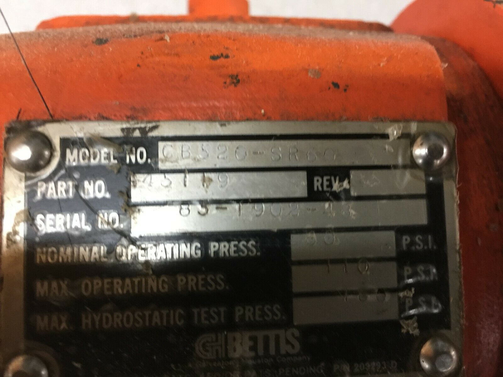 USED GH BETTIS PNEUMATIC SPRING RETURN  ROTORY ACTUATOR CB520-SR60