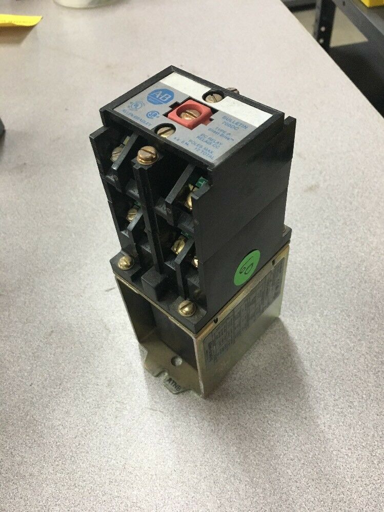 USED ALLEN-BRADLEY DC RELAY 700DC-P600Z24 SERIES A