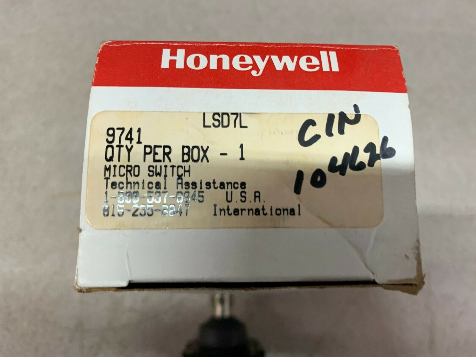 NEW IN BOX HONEYWELL SWITCH LSD11