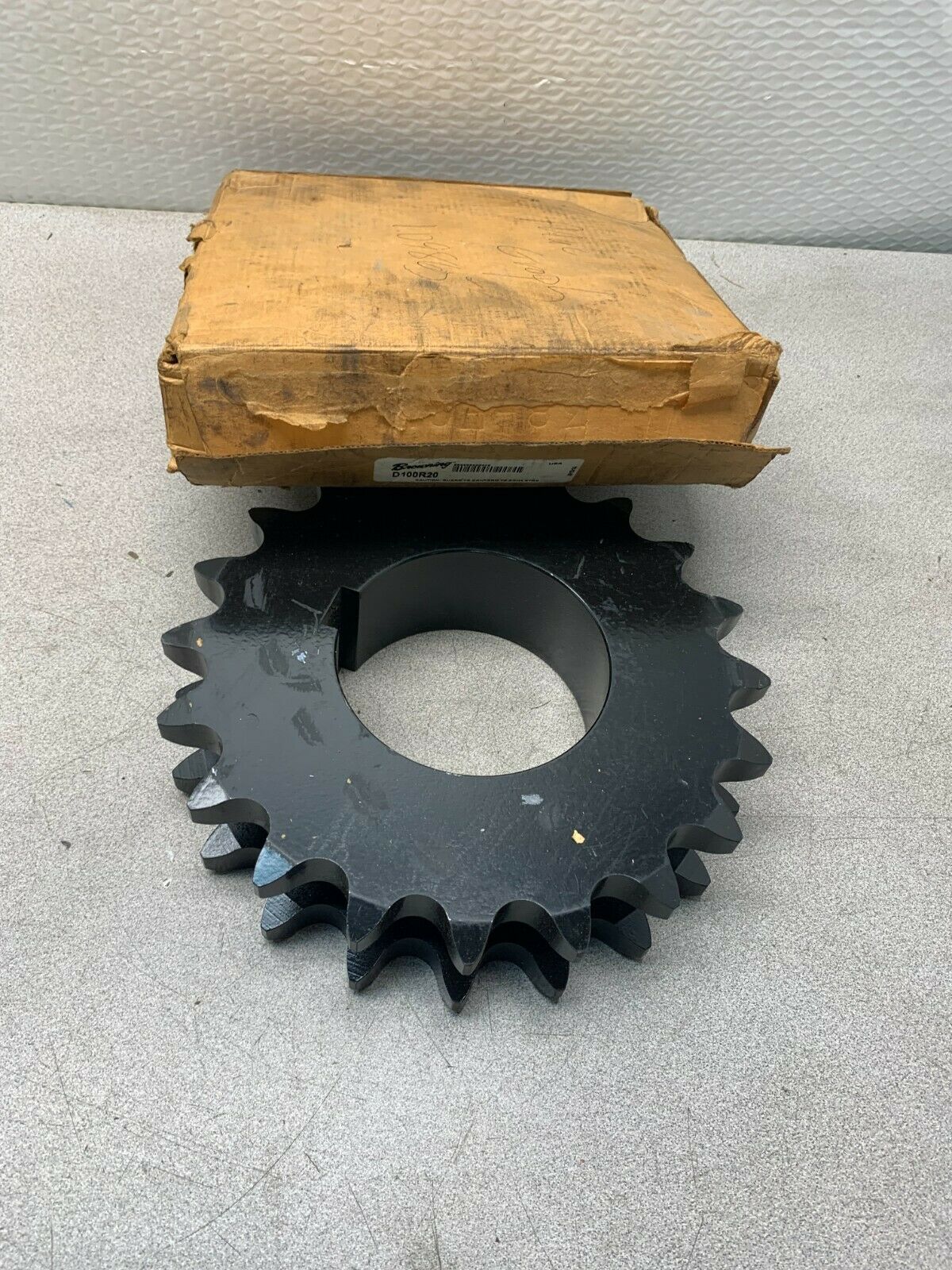 NEW IN BOX BROWNING SPLIT TAPER BUSH DOUBLE SPROCKET D100R20