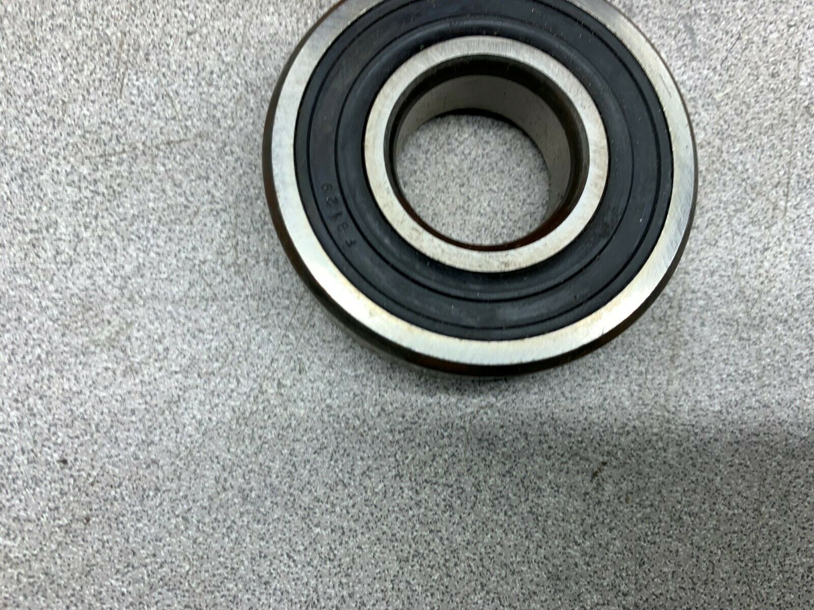 NEW IN BOX SKF BEARING 6305-2RJEM