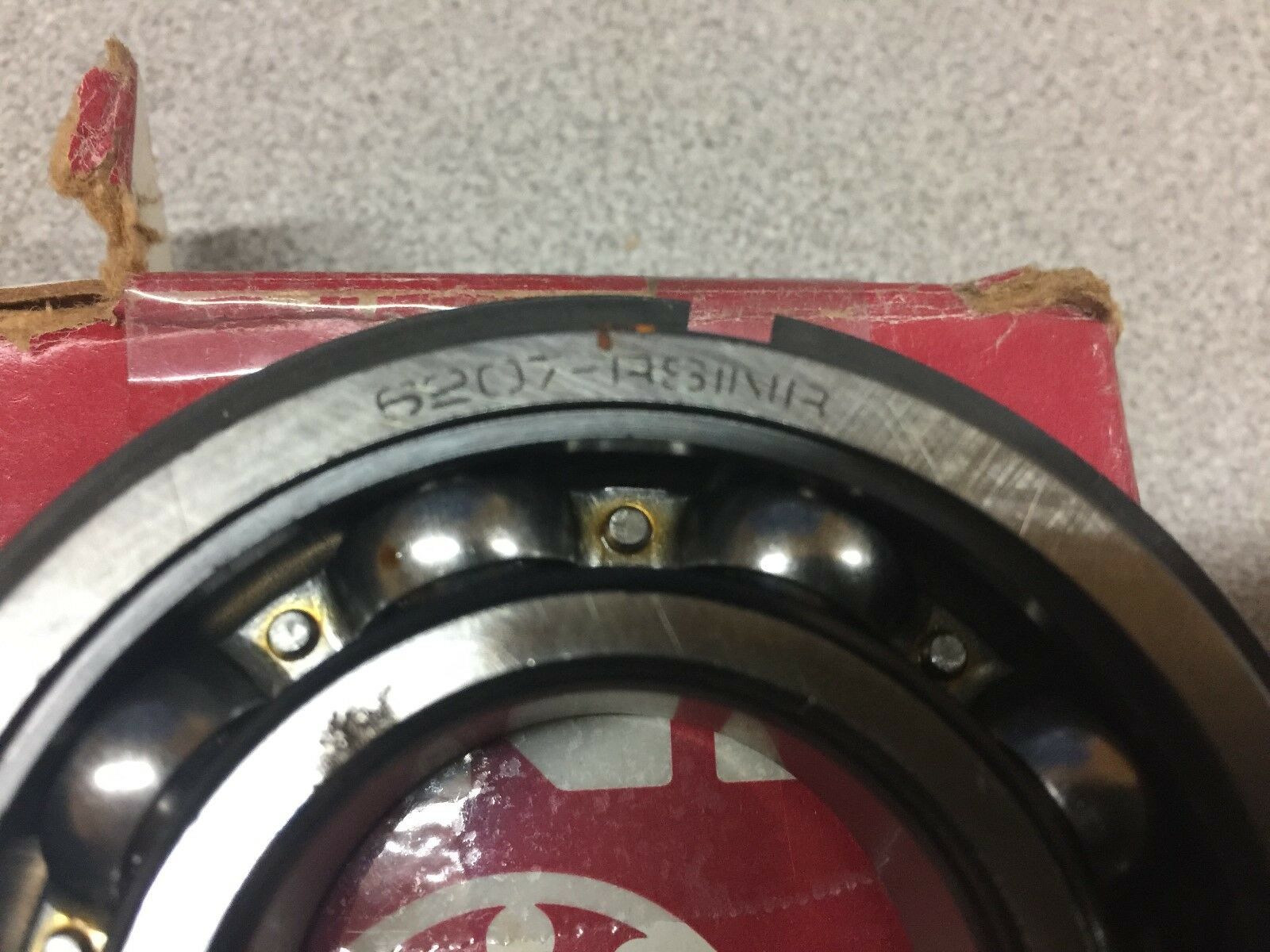 NEW IN BOX SKF BEARING 6207 RSNRJ/EM