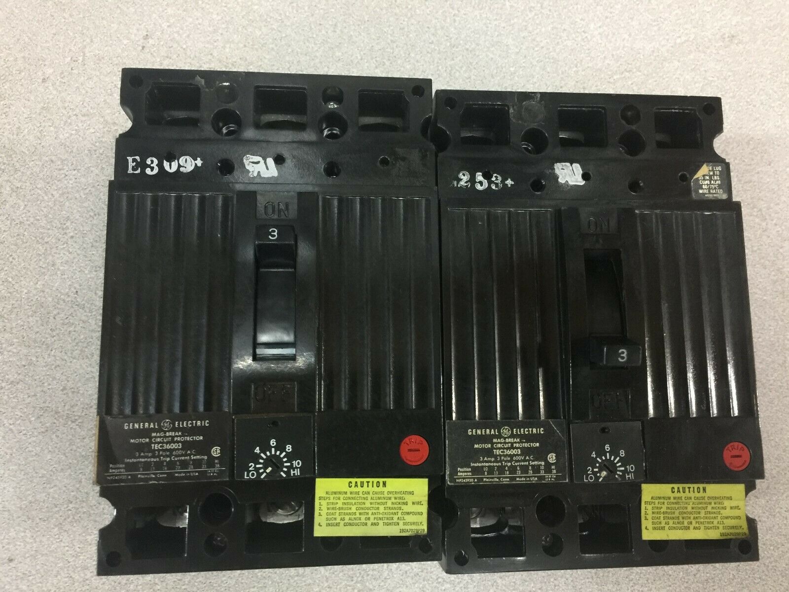 USED (LOT OF 2) GE 3AMP 3POLE 600VAC BREAKER TEC36003