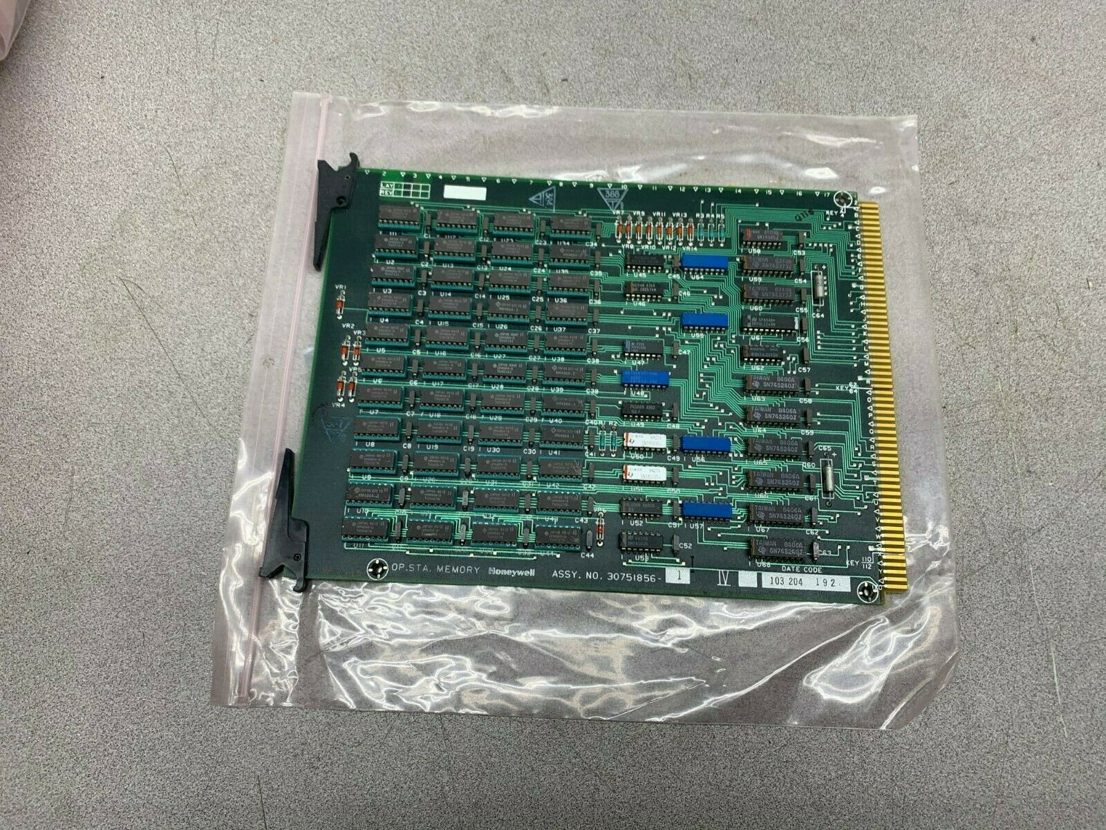 USED HONEYWELL CIRCUIT BOARD 30751856