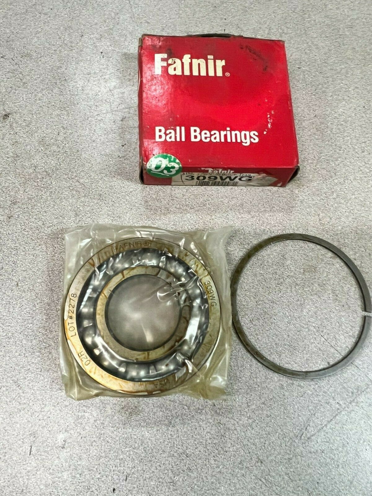 NEW IN BOX FAFNIR BALL BEARING 309WG