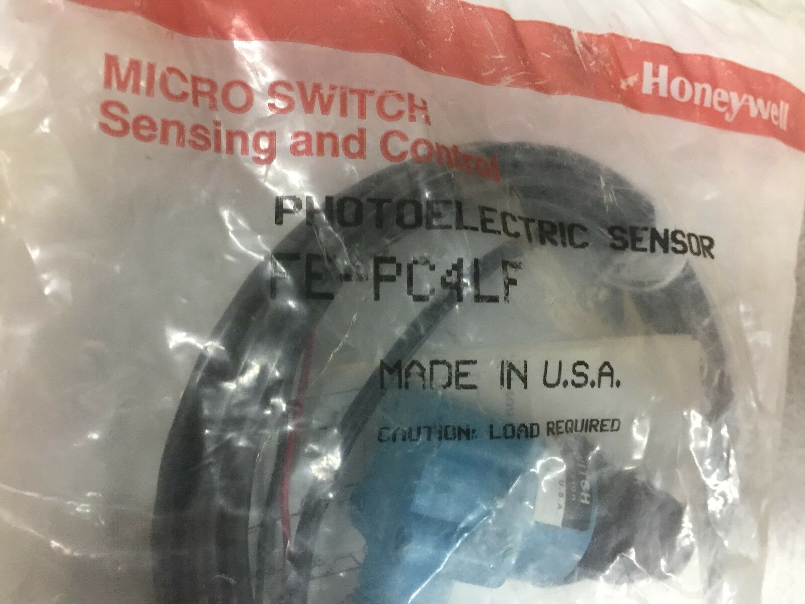 NEW IN ORIGINAL PACKAGING HONEYWELL PHOTOELECTRIC SENSOR FE-PC4LF