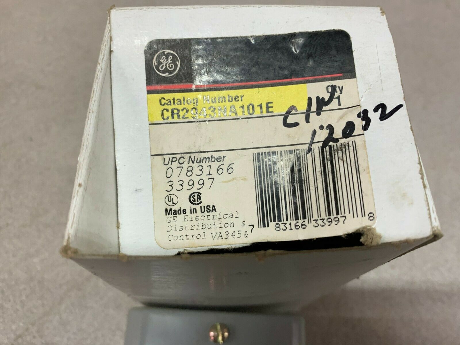 NEW IN BOX GENERAL ELECTRIC PUSHBUTTON STATION CR2943NA101E