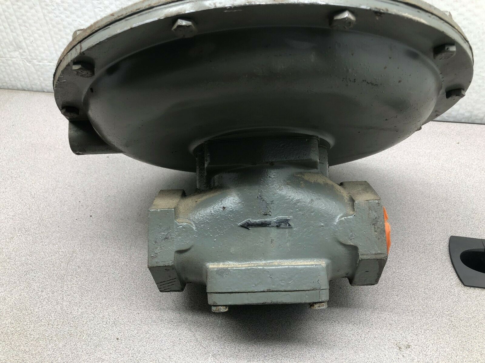 USED EQUIMETER 1 1/2 NPTF CONN 6-14 IN WT SPRING PRESSURE REGULATOR 122-12