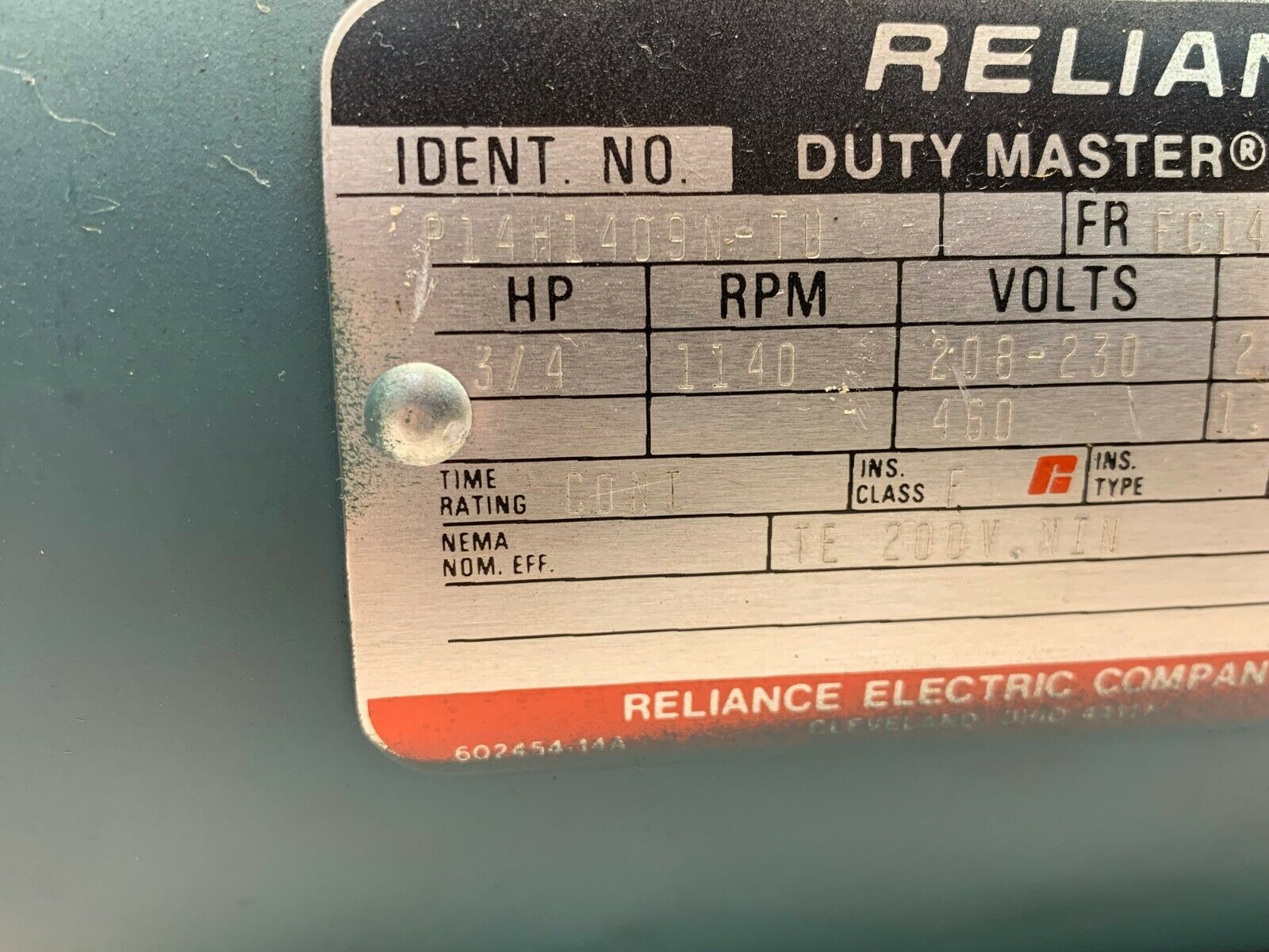 NEW NO BOX RELIANCE ELECTRIC 3/4HP 1140RPM MOTOR P14H1409N-TU