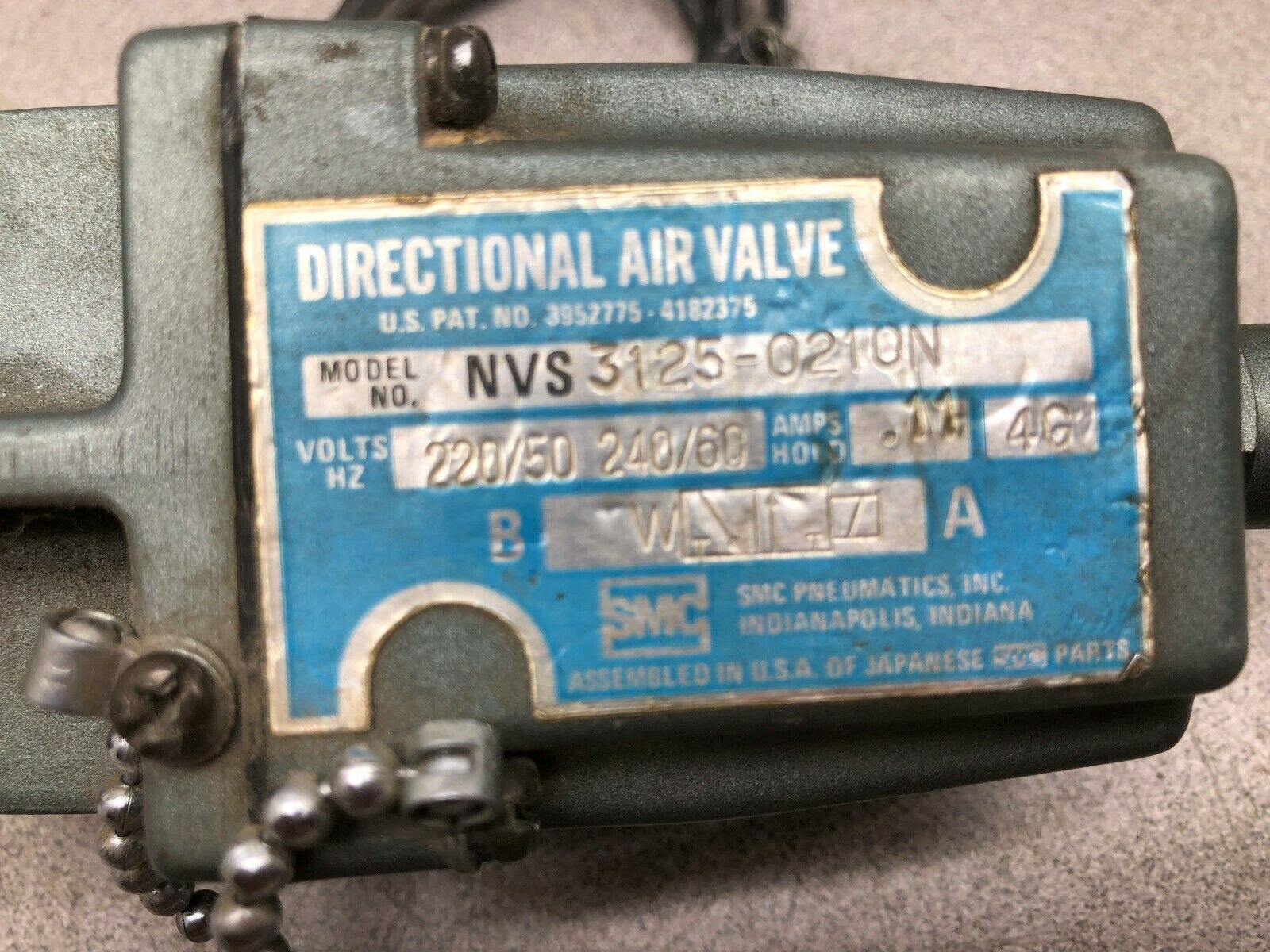 NEW NO BOX SMC 240 VAC DIRECTIONAL AIR VALVE NVS 3125-0210N