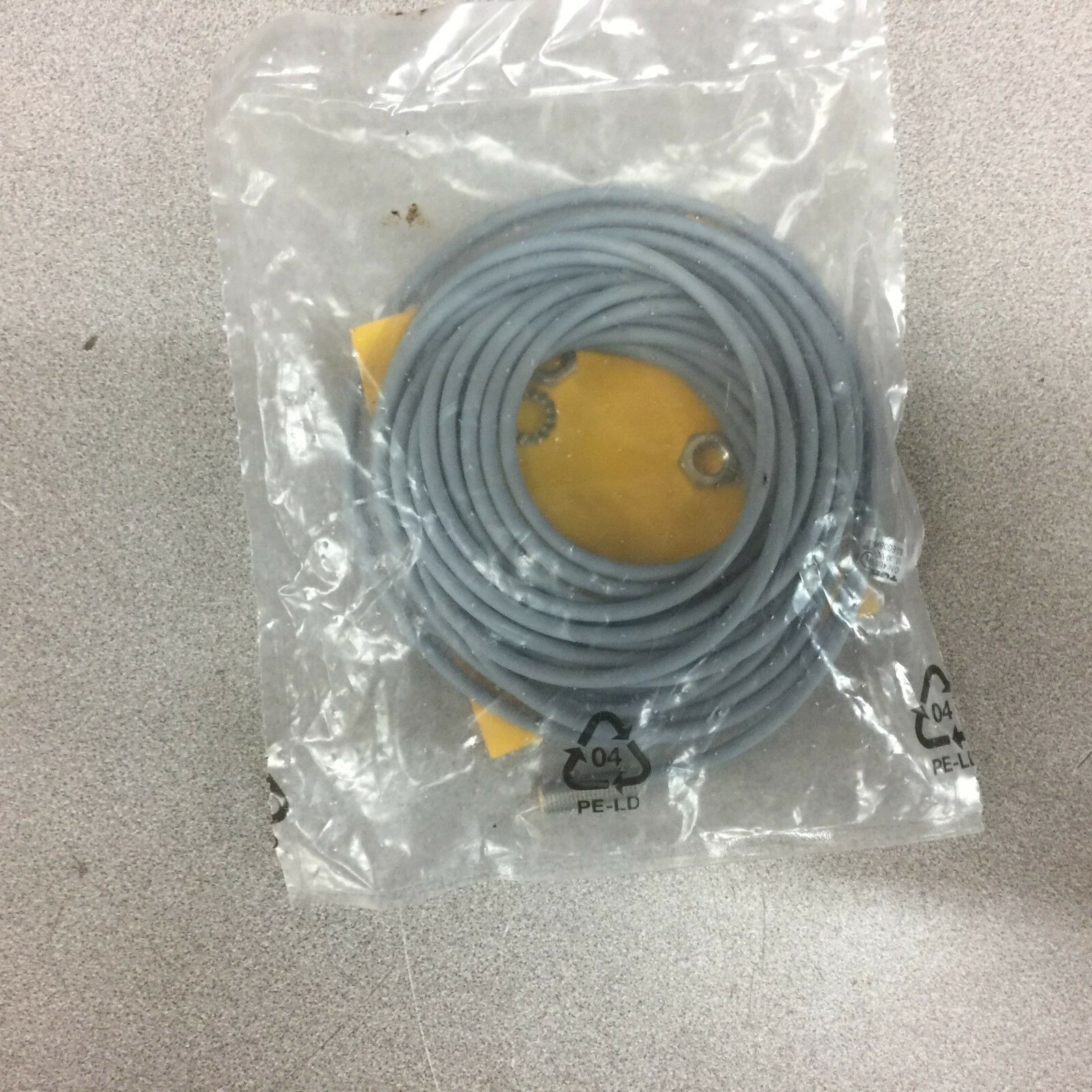 NEW IN BAG TURCK PROXIMITY SENSOR BI2-EGO8K-AP6X 7M