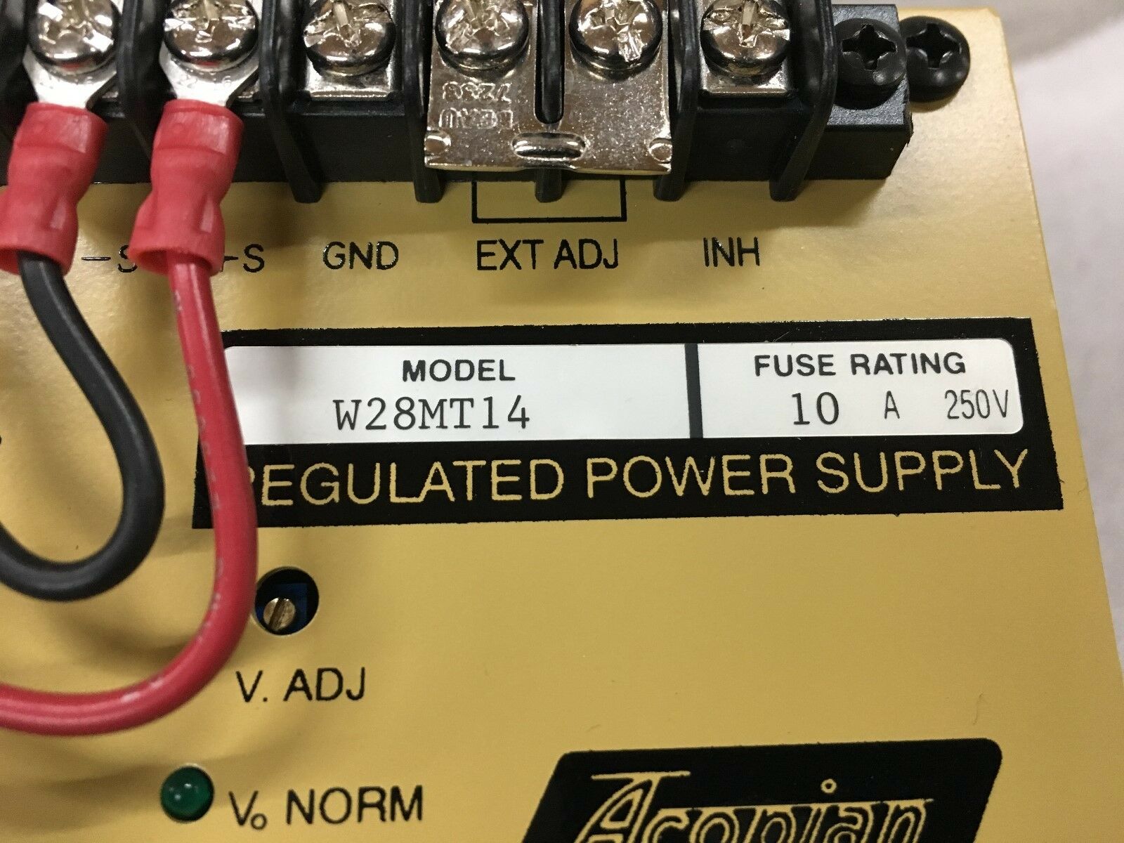 NEW NO BOX ACOPIAN REGULATED POWER SUPPLY W28MT14