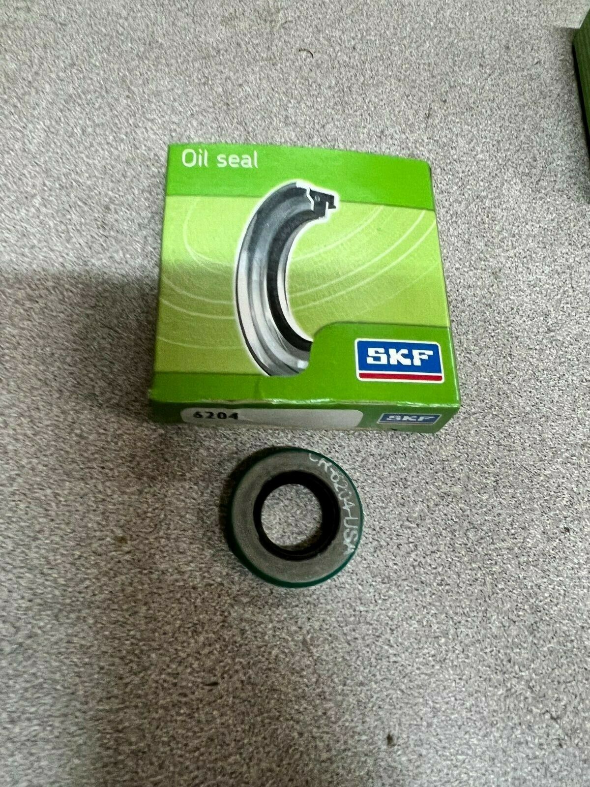 LOT OF 4 NEW IN BOX SKF OILSEAL 6204