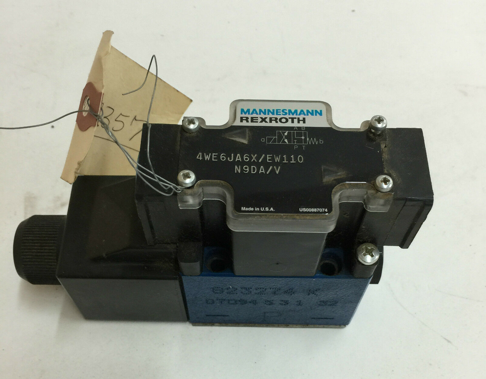 NEW REXROTH HYDRAULIC SOLENOID VALVE 4WE6JA6X/EW110N9DA/V