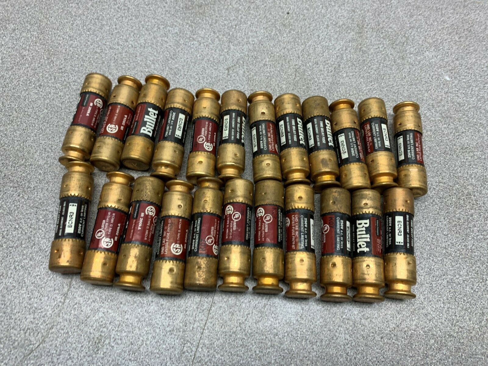 LOT OF 23 NEW NO BOX BULLET FUSE ECNR 3