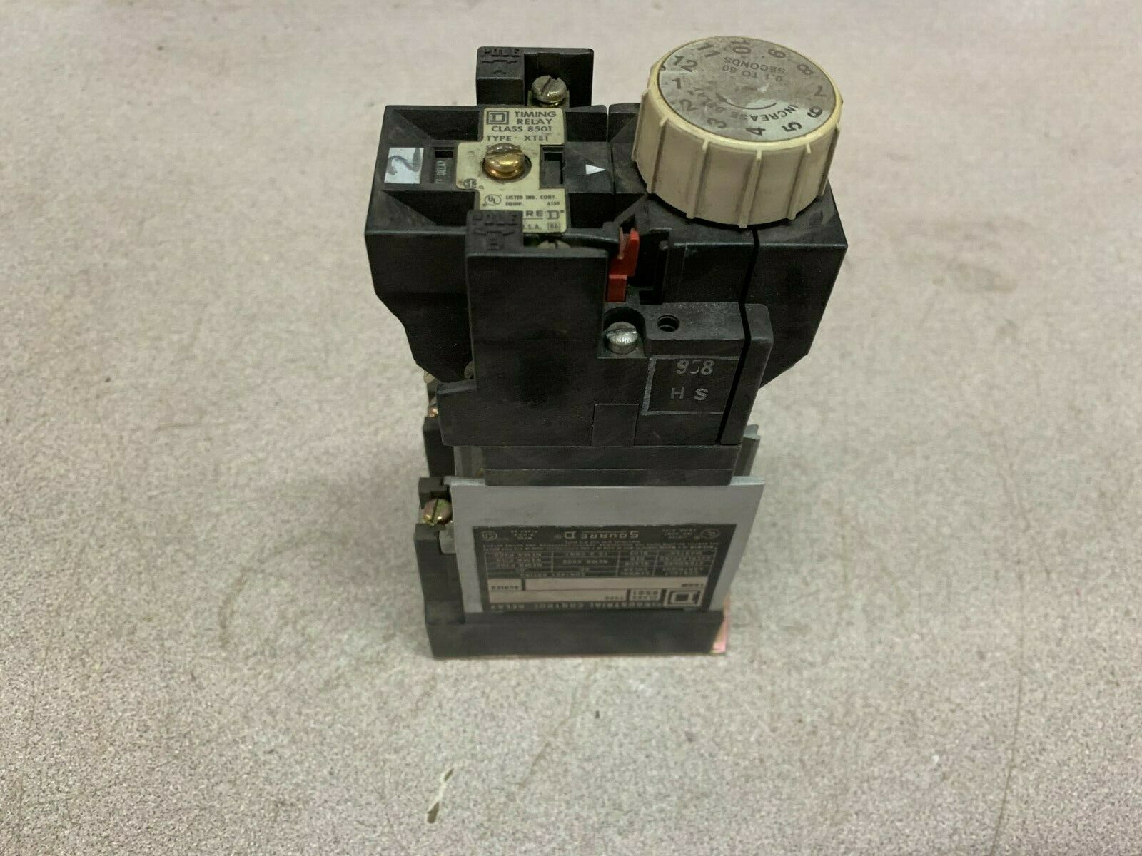 USED SQUARE D 8501 XTE1 TIMING RELAY 8501 X0 00