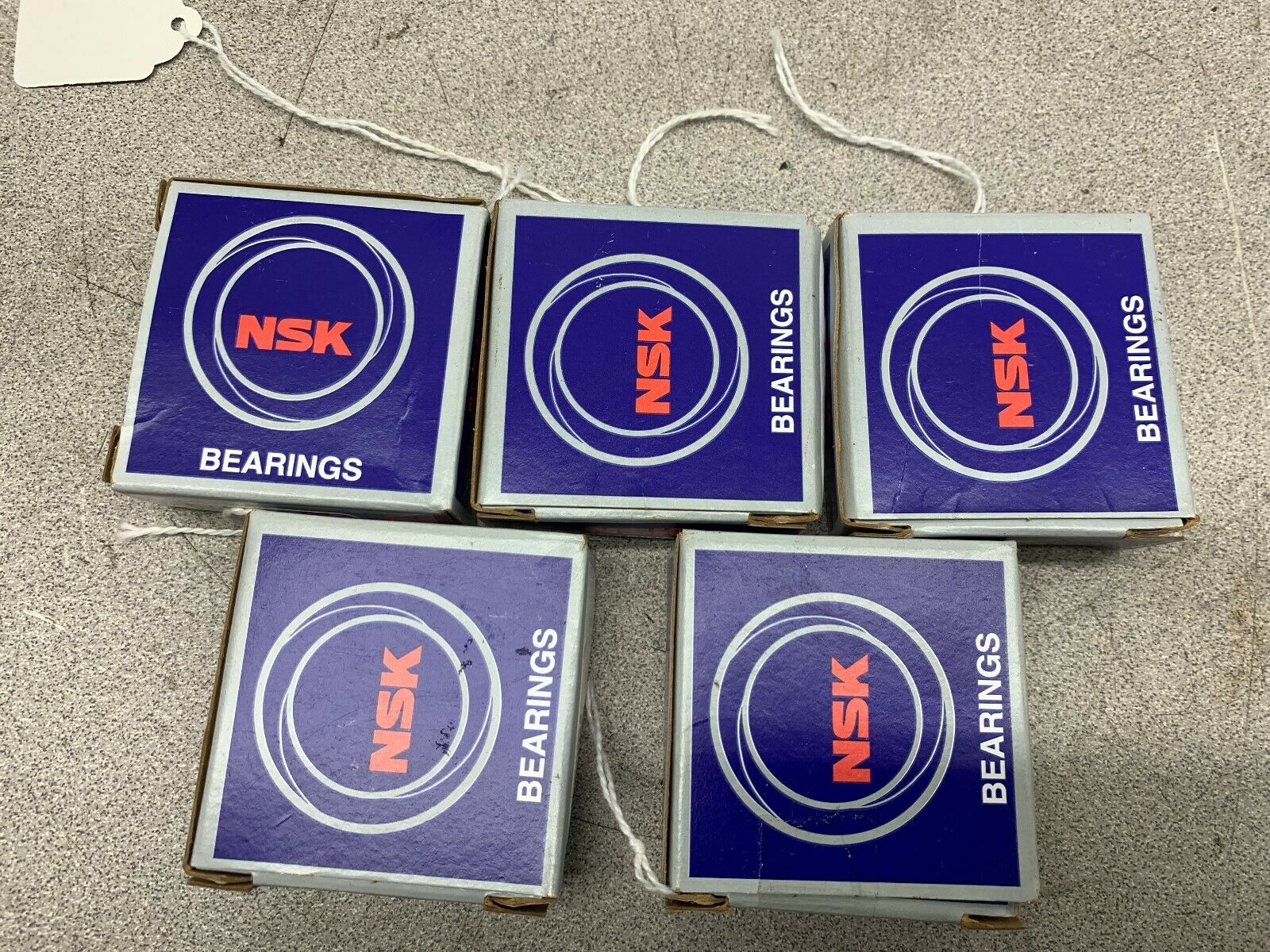 LOT OF 5 NEW IN BOX NSK BEARING 6302VVC3