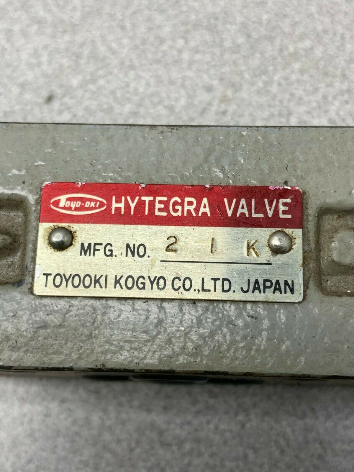 USED HYTEGRA 2IK HYDRAULIC VALVE HW3H-A-10-025B