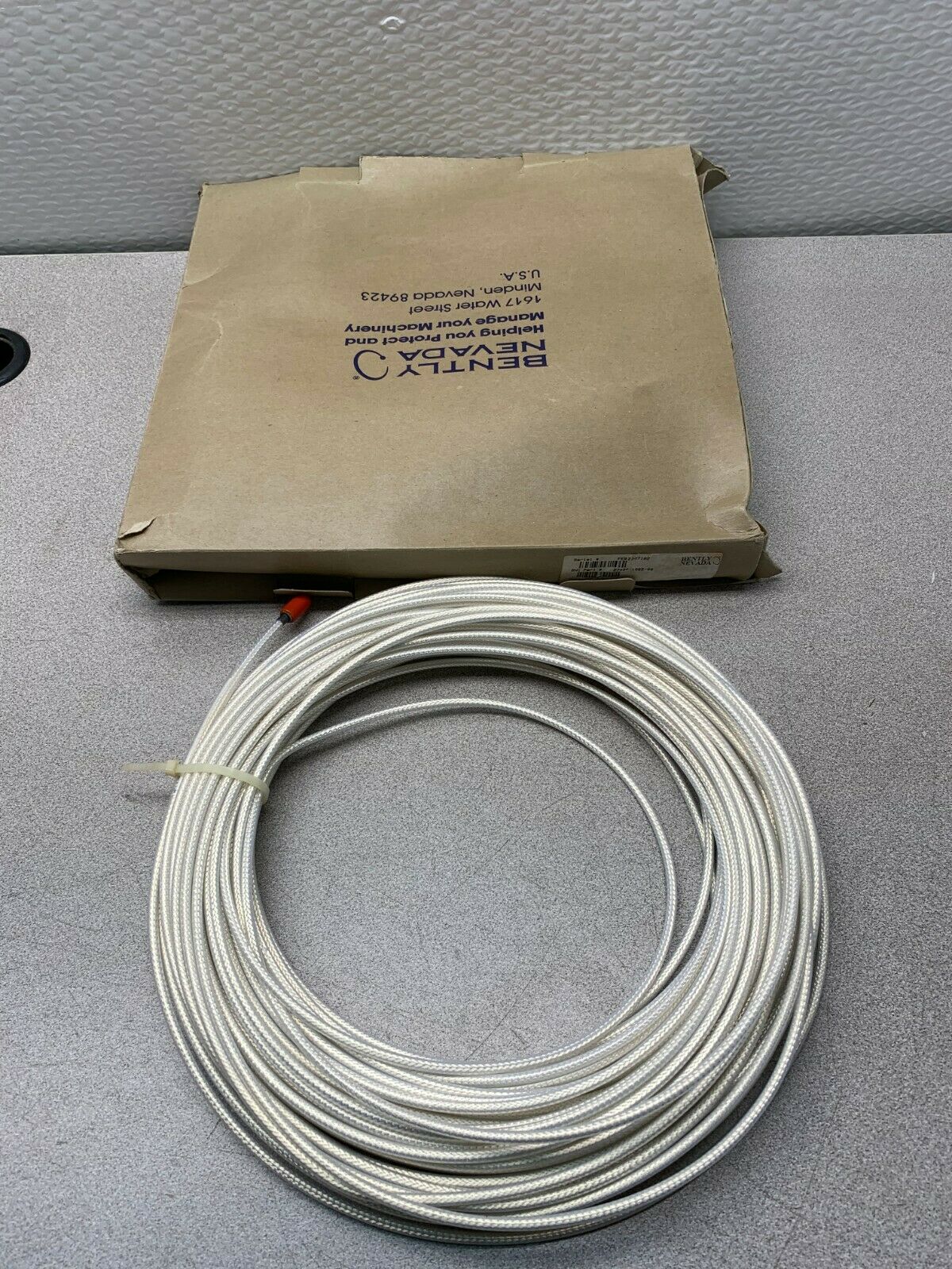 NEW IN BOX BENTLY NEVADA CABLE 27490-1085-00