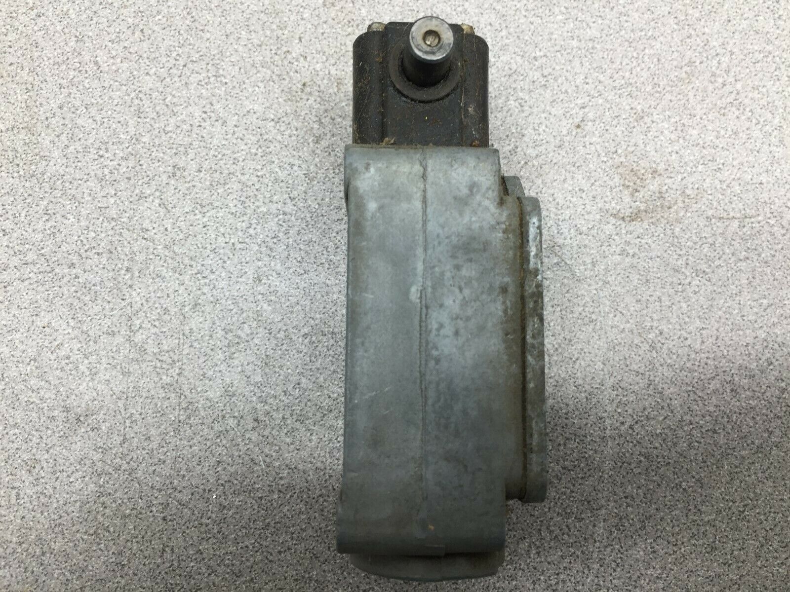 USED GE LIMIT SWITCH CR-9440-K1K1