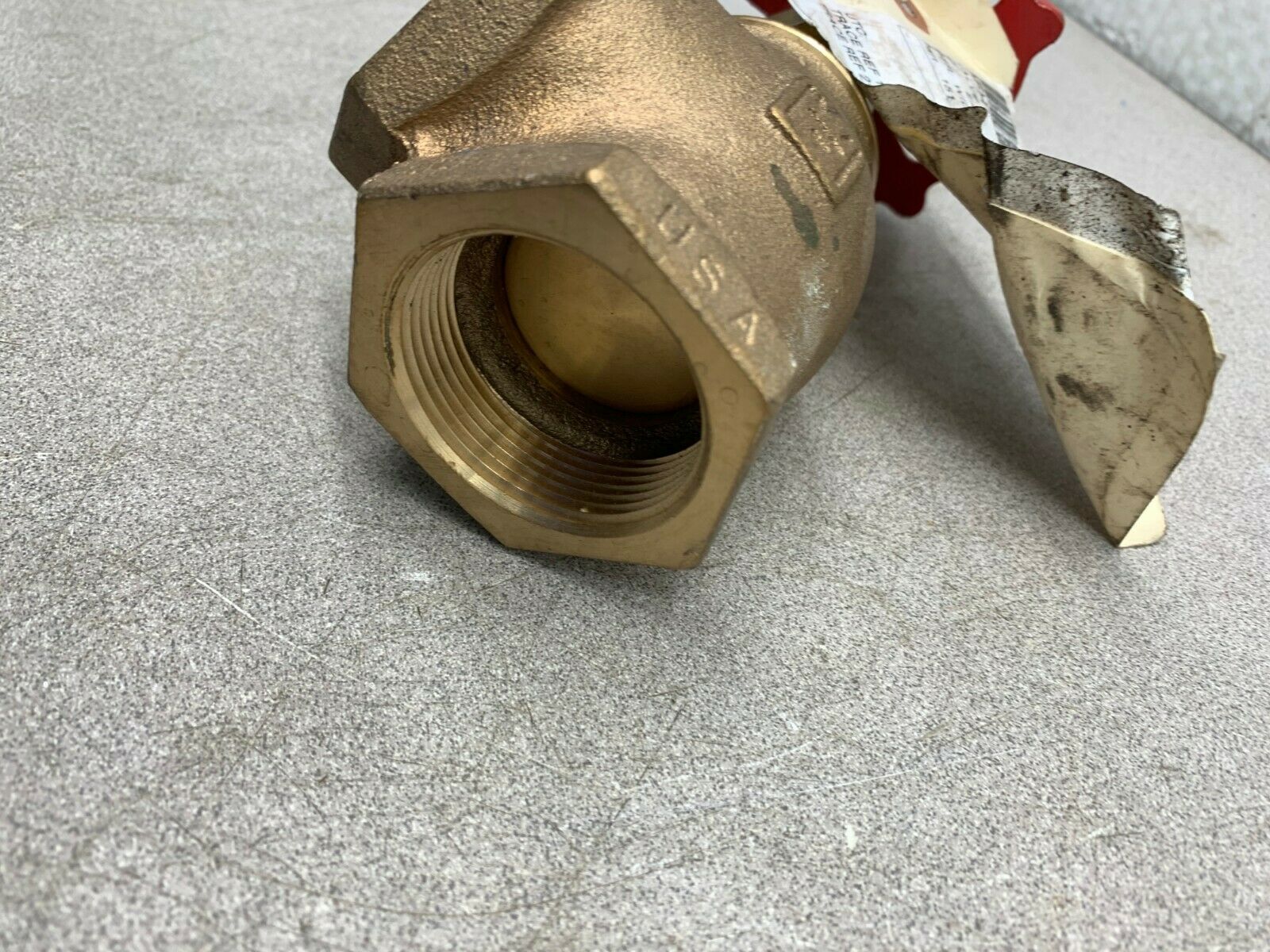 NEW NO BOX WILWAUKEE FIG. 504 125SWP 200WOG BRONZE 1-1/2" VALVE 151
