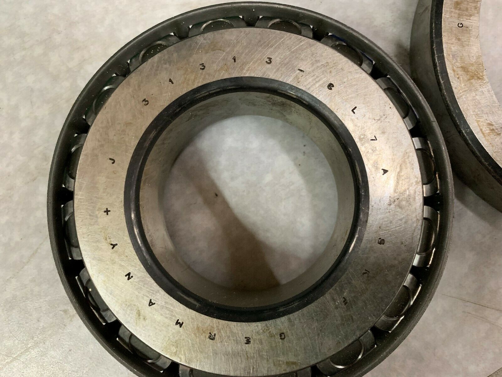 NEW NO BOX SKF ROLLER BEARING WITH RACE 31313-CL7A