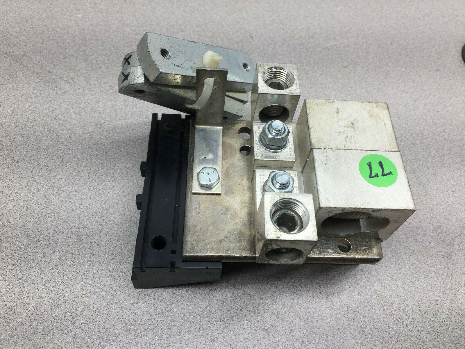 USED SIEMENS TERMINAL BLOCK NK600