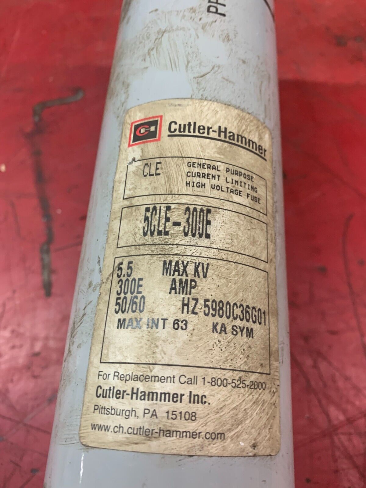 USED CUTLER-HAMMER 300E AMP CURRENT LIMITING FUSE 5CLE-300E