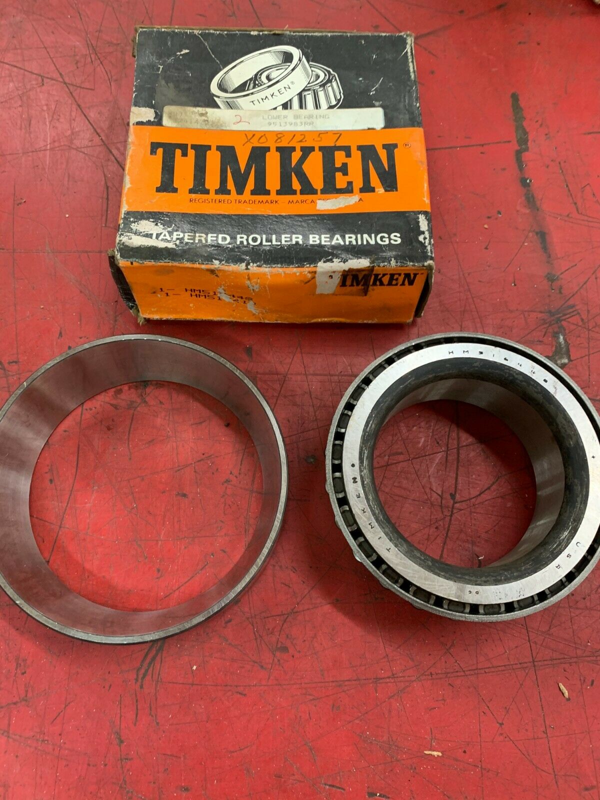 NEW IN BOX TIMKEN BEARING WITH RACE HM516448 WITH HM516410