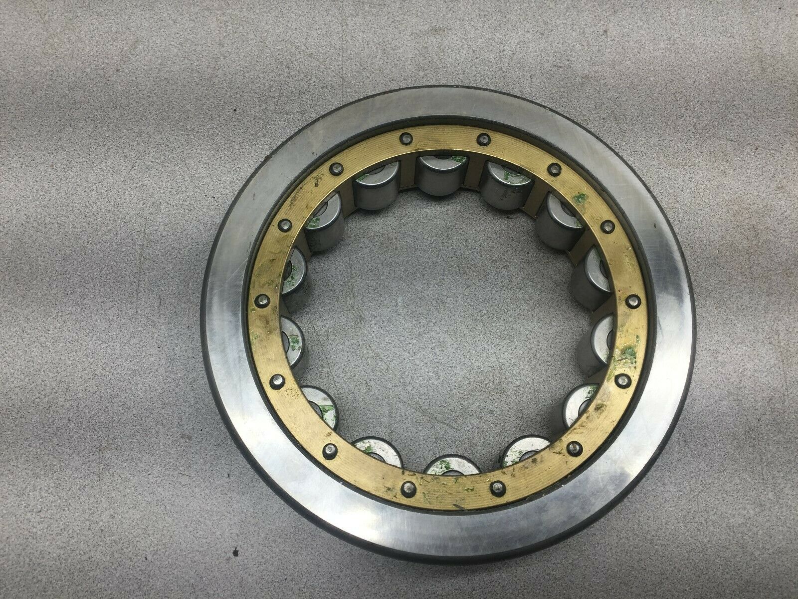 NEW NO BOX KOYO 200MM OD 45MM THICKNESS BEARING 319