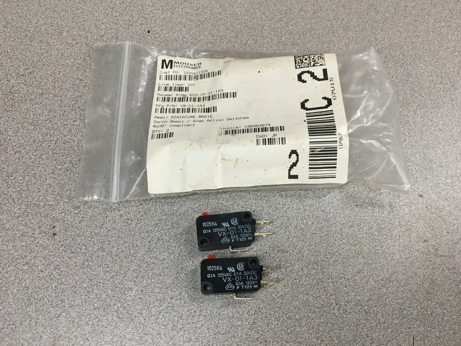 LOT OF 2 NEW OMRON BASIC SNAP ACTION SWITCHES VX-01-1A3