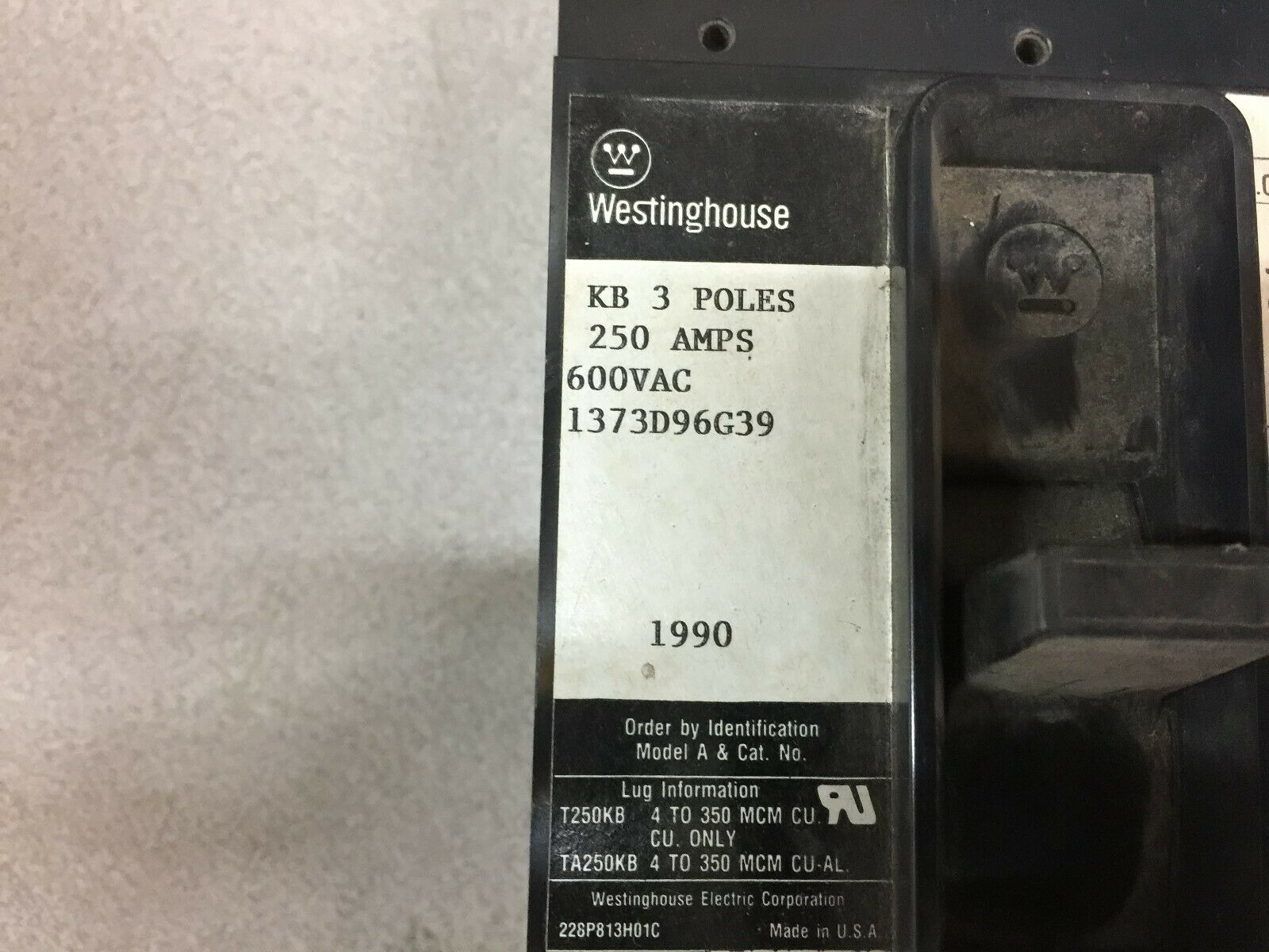 NEW IN BOX WESTINGHOUSE 250AMP 3POLE 600VAC BREAKER FRAME 137D96C39 / 603237-1