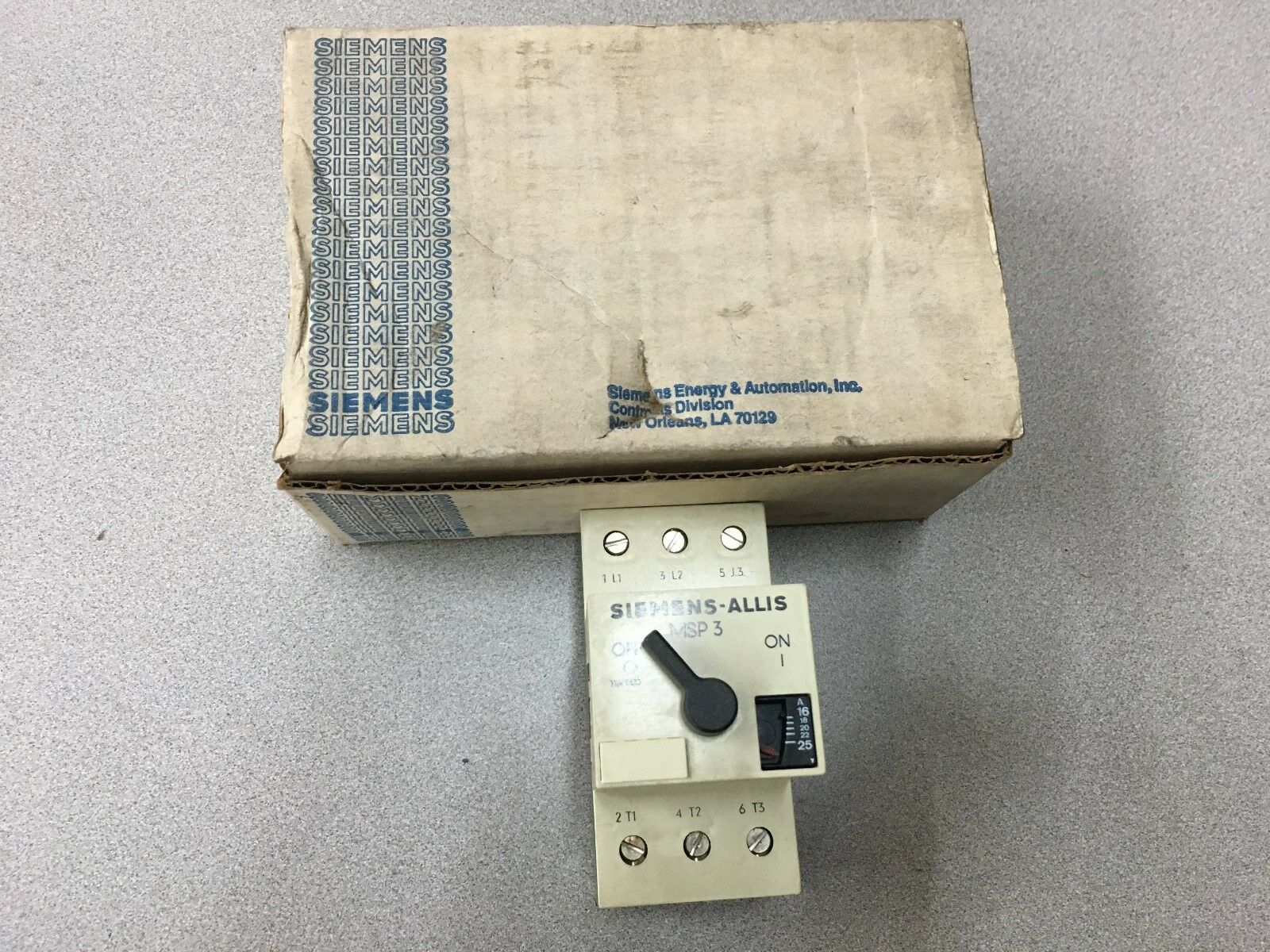 NEW IN BOX SIEMENS MANUAL STARTER PROTECTOR 3VE3000-2NA00