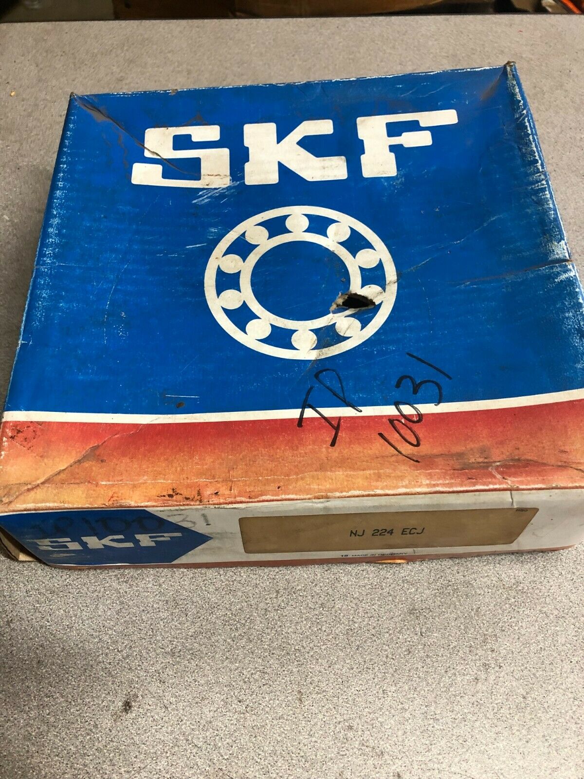 NEW IN BOX SKF NJ 224 ECJ CYLINDRICAL ROLLER BEARING NJ224ECJ