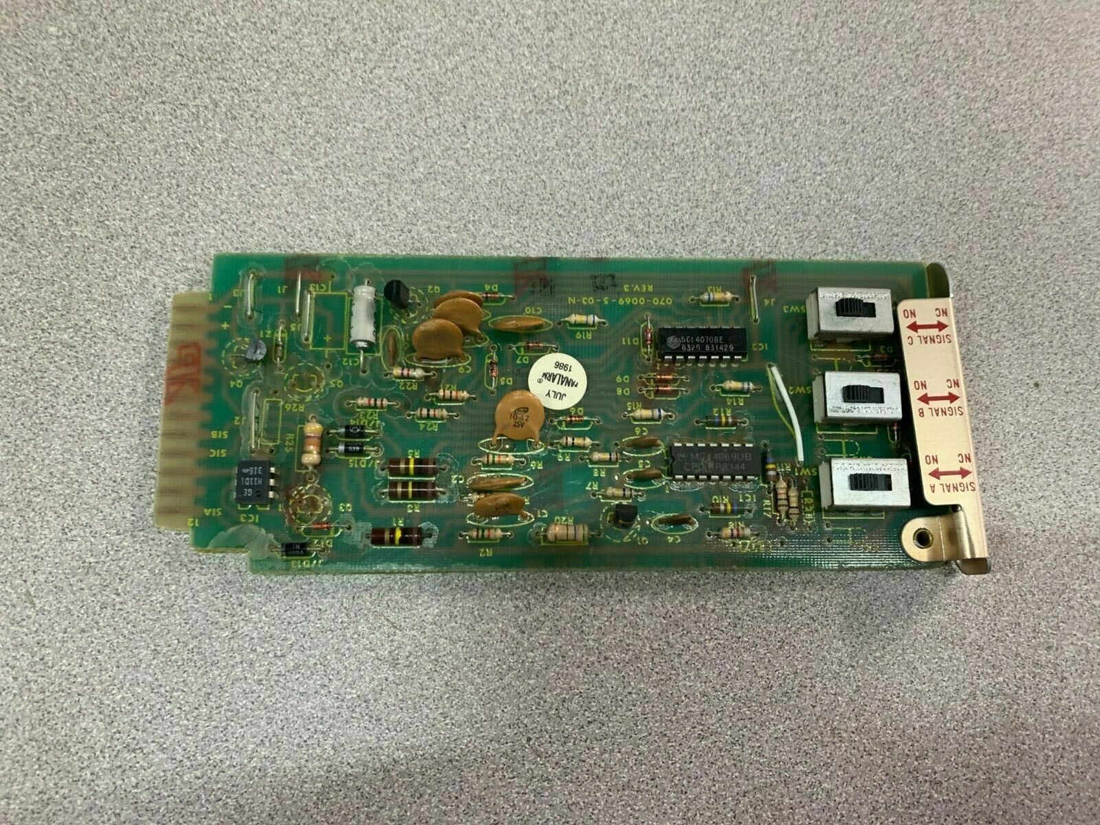 USED PANALARM CIRCUIT BOARD 70-RF4-12V