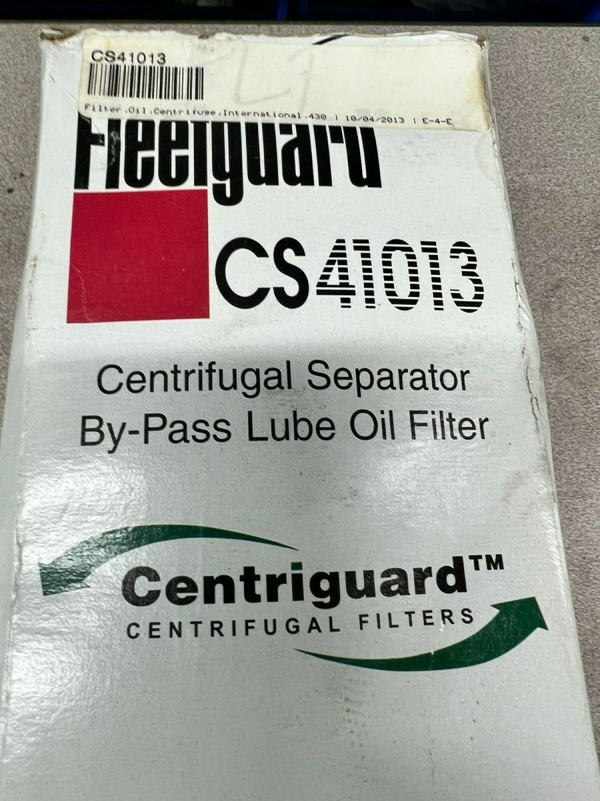 NEW IN BOX FLEETGUARD OIL FILTER CS41013