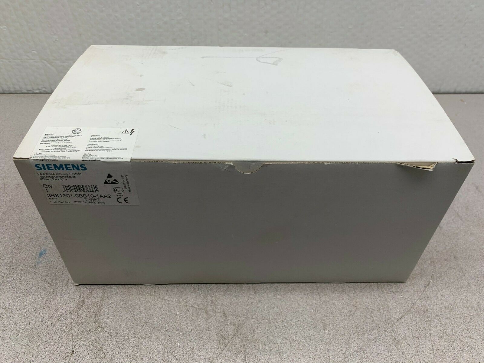 NEW SIEMENS MOTOR STARTER 3RK1301-0BB10-1AA2