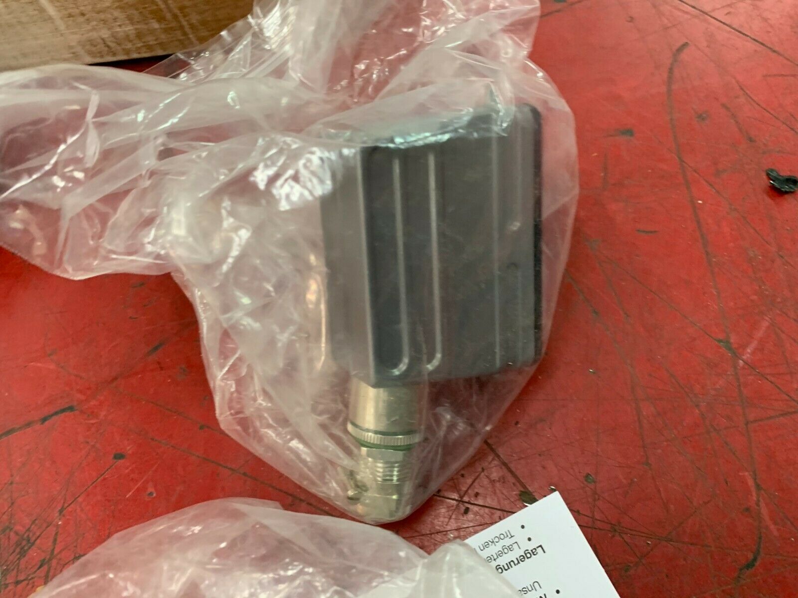 NEW IN BOX TR ELECTRONIC ROTARY ENCODER CEV65M-10765