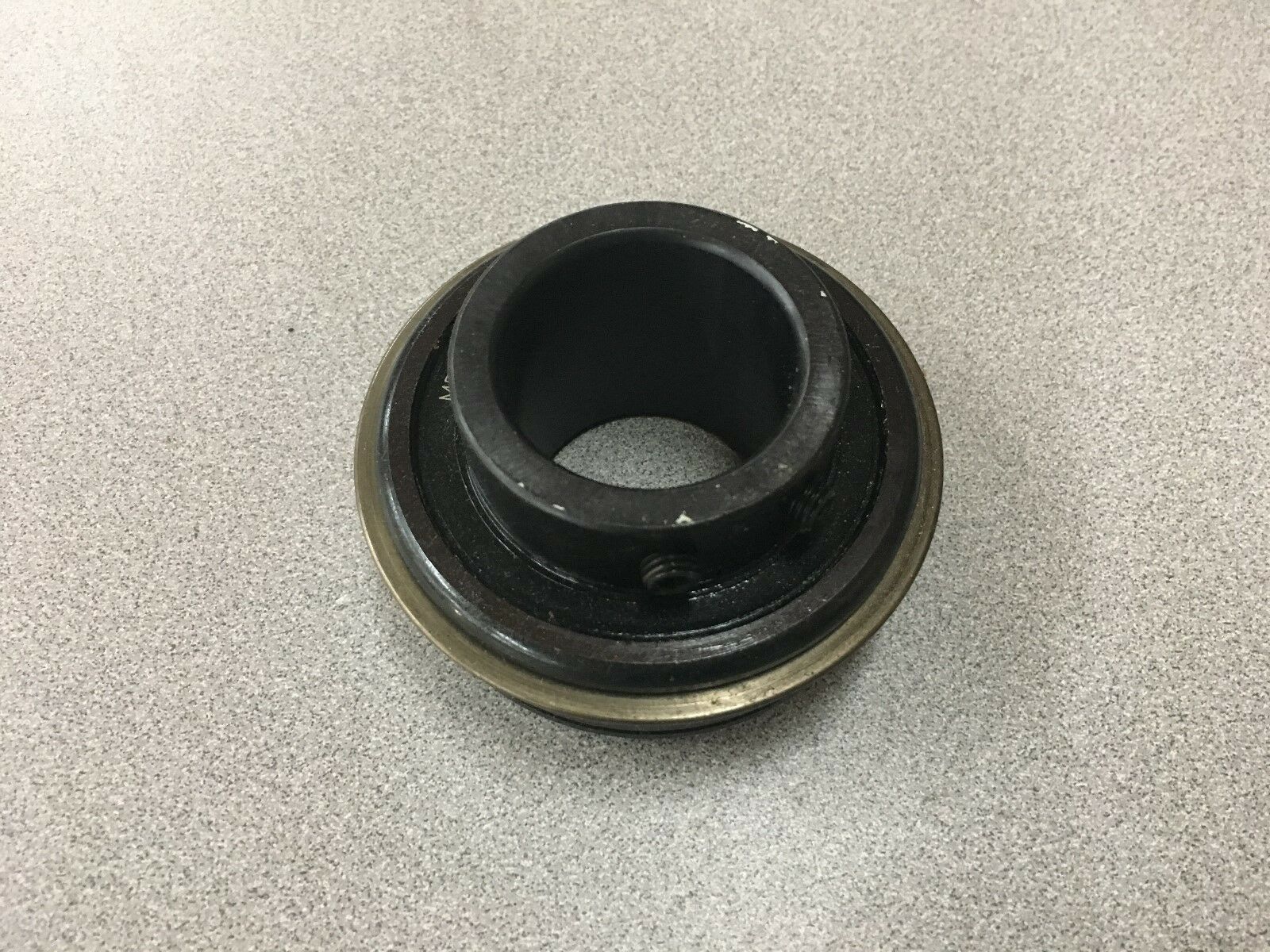 NEW NO BOX MB BEARING ER 25