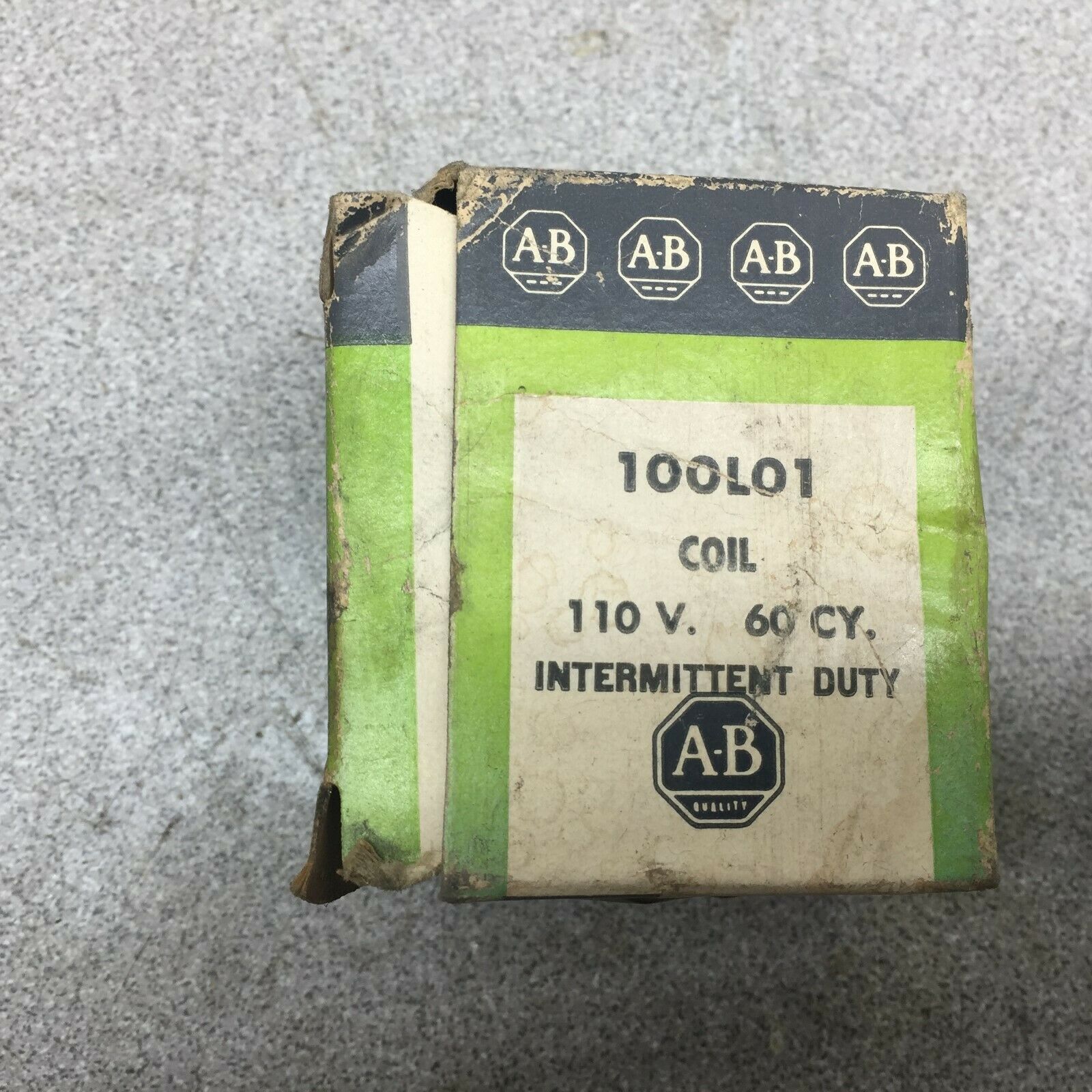 NEW IN BOX ALLEN BRADLEY 110VAC COIL 100L01