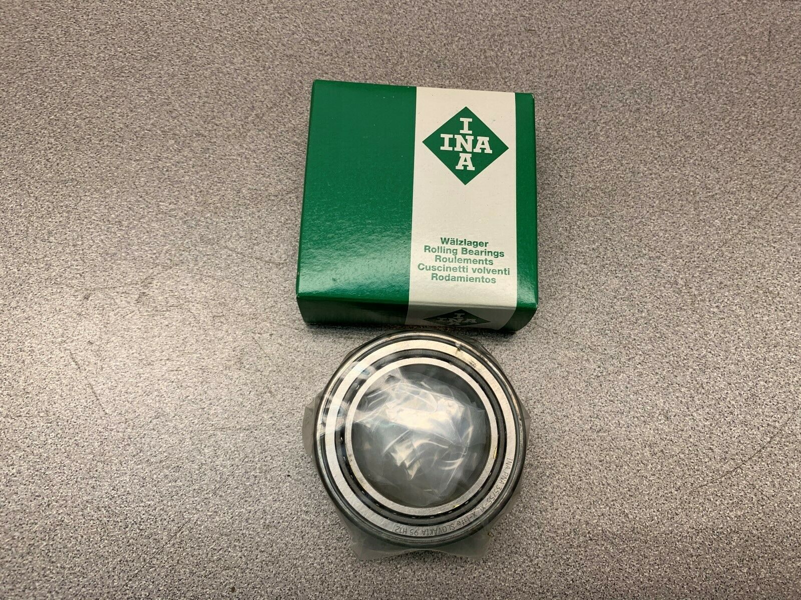 NEW IN BOX INA BEARING PNA35/55-XL