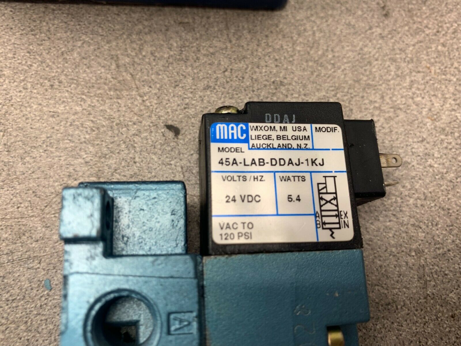 NEW IN BOX MAC VALVE MAC 45A-LAB-DDAJ-1KJ